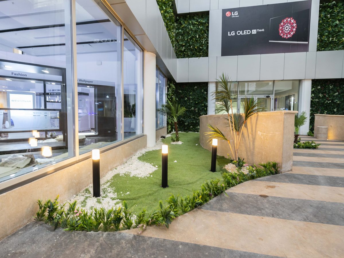 LG Administration Building — After phase, Commercial by ALDesign Structures