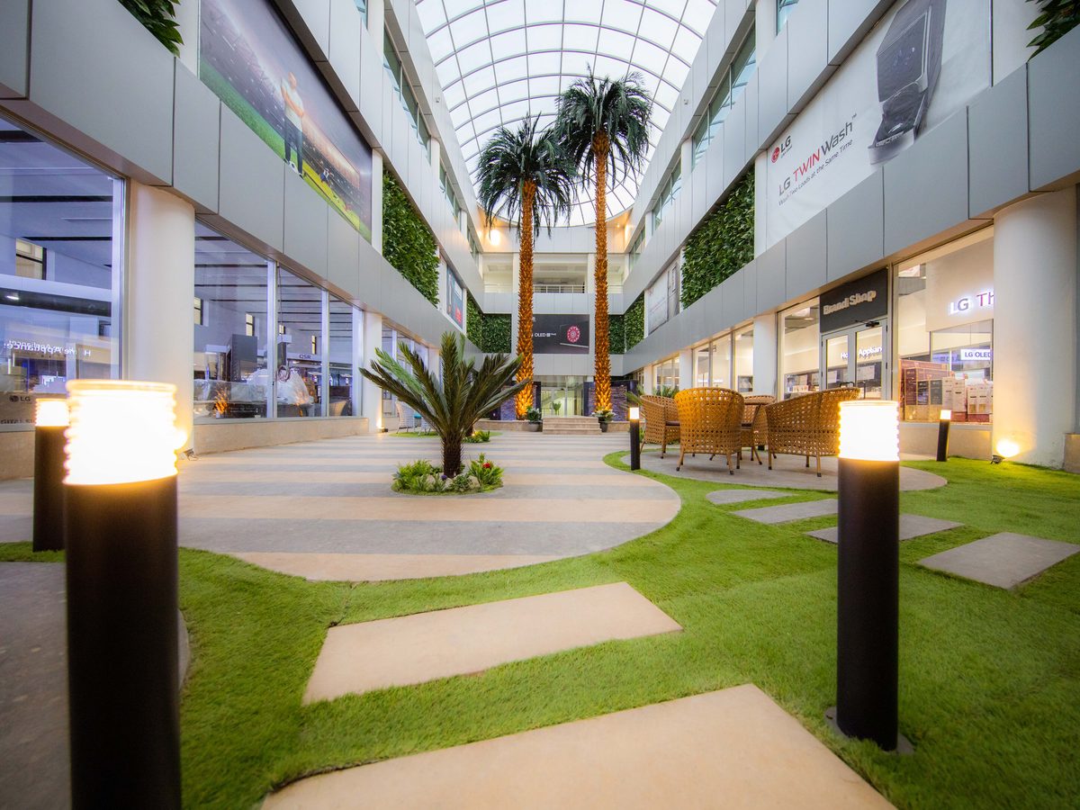 LG Administration Building — After phase, Commercial by ALDesign Structures