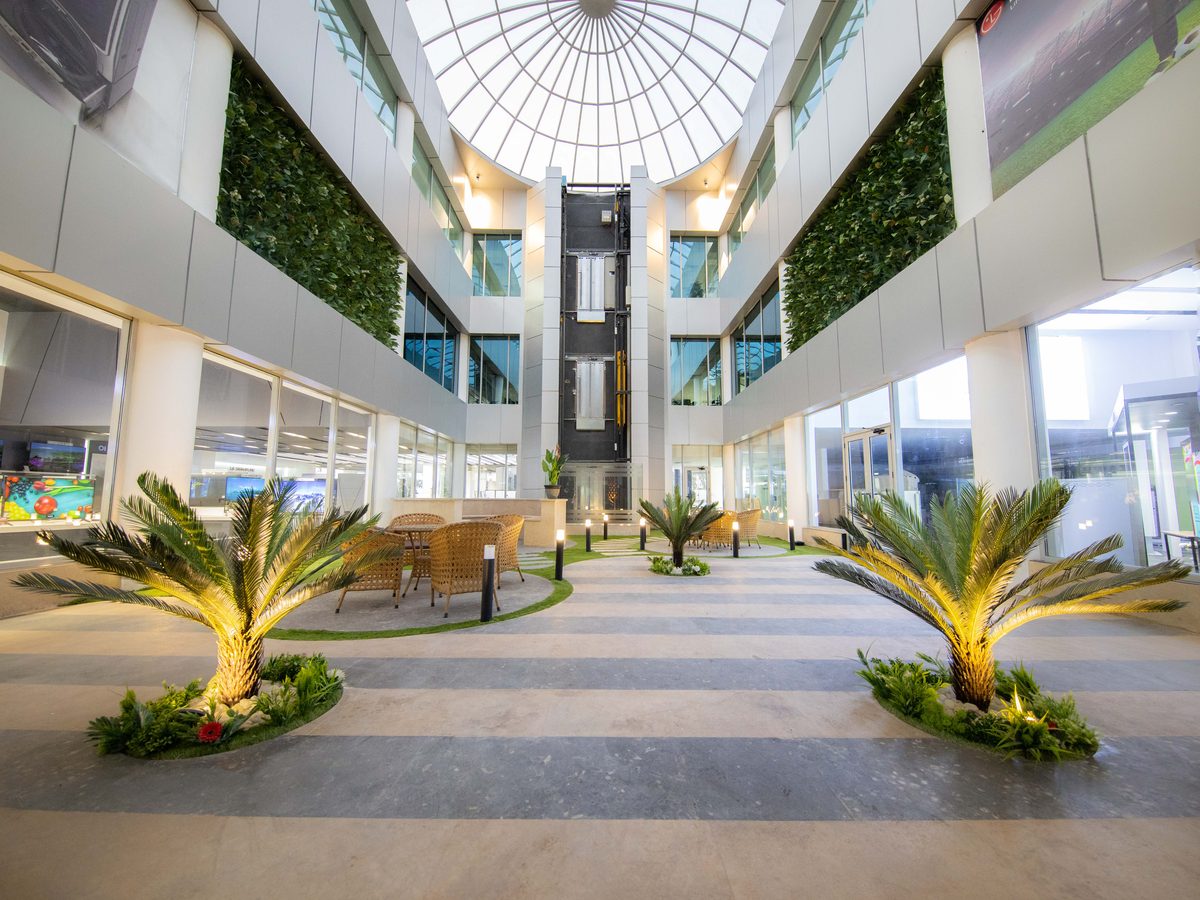 LG Administration Building — After phase, Commercial by ALDesign Structures